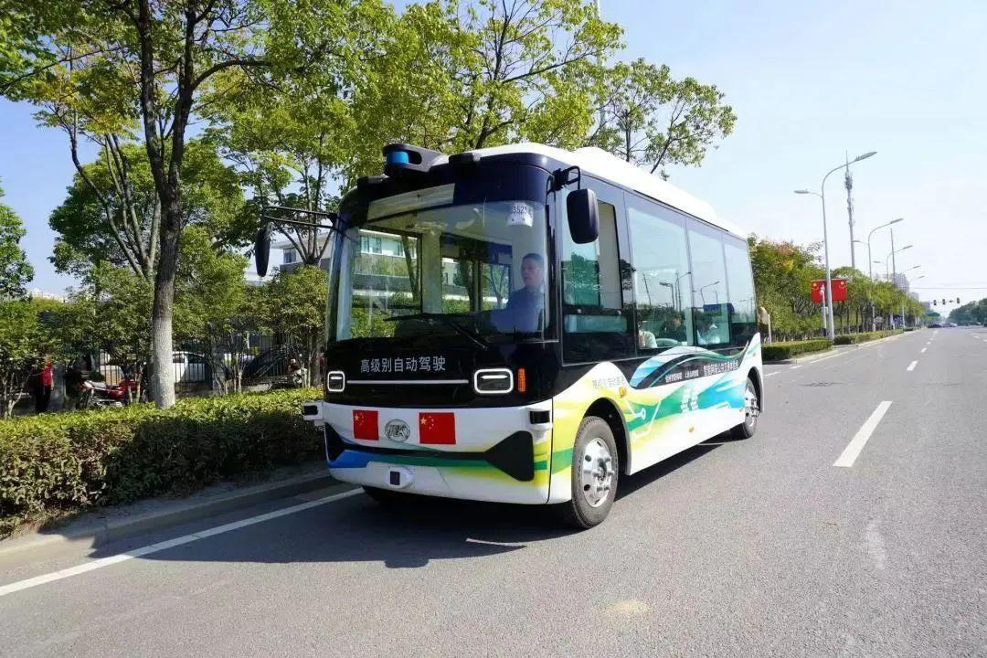 Cmp(冠军)官网 - 西甲希洪竞技主赞助商
